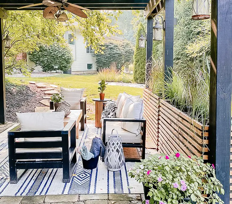 9 Easy DIY Backyard Projects Anyone Can Do This Weekend