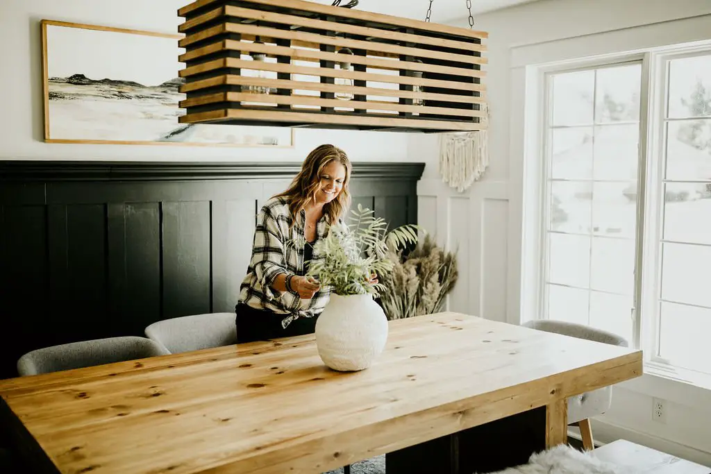 How Easy It Is to Add Greenery to Your Home - Design to Build