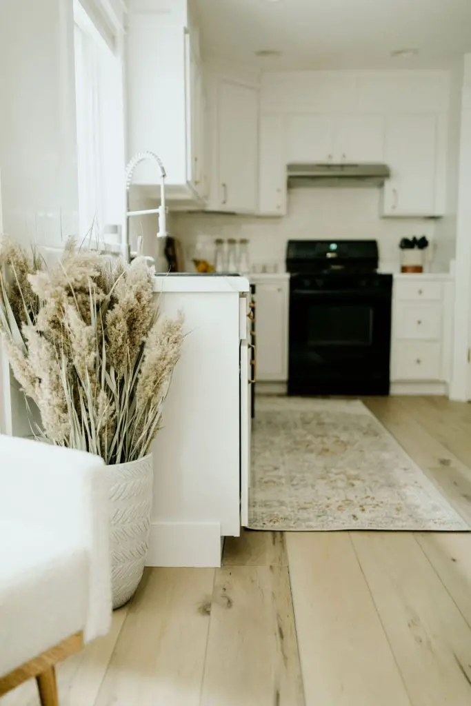 How Easy It Is to Add Greenery to Your Home - Design to Build