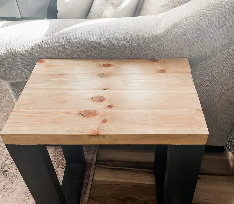 Easy How to Build an End Table Using Only 2×4’s | Free Plans